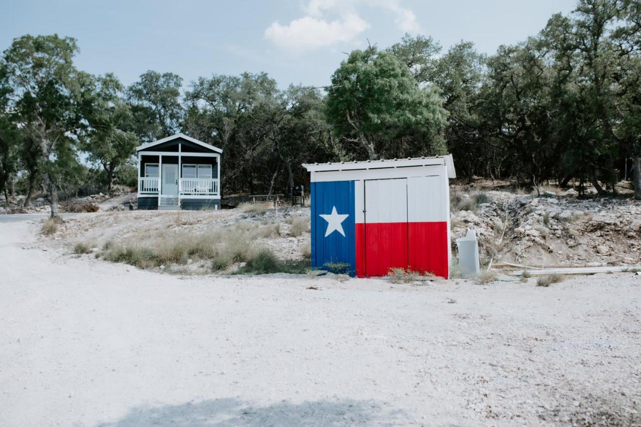 Spring BranchNest - Texas Tiny House With A Big View别墅 外观 照片