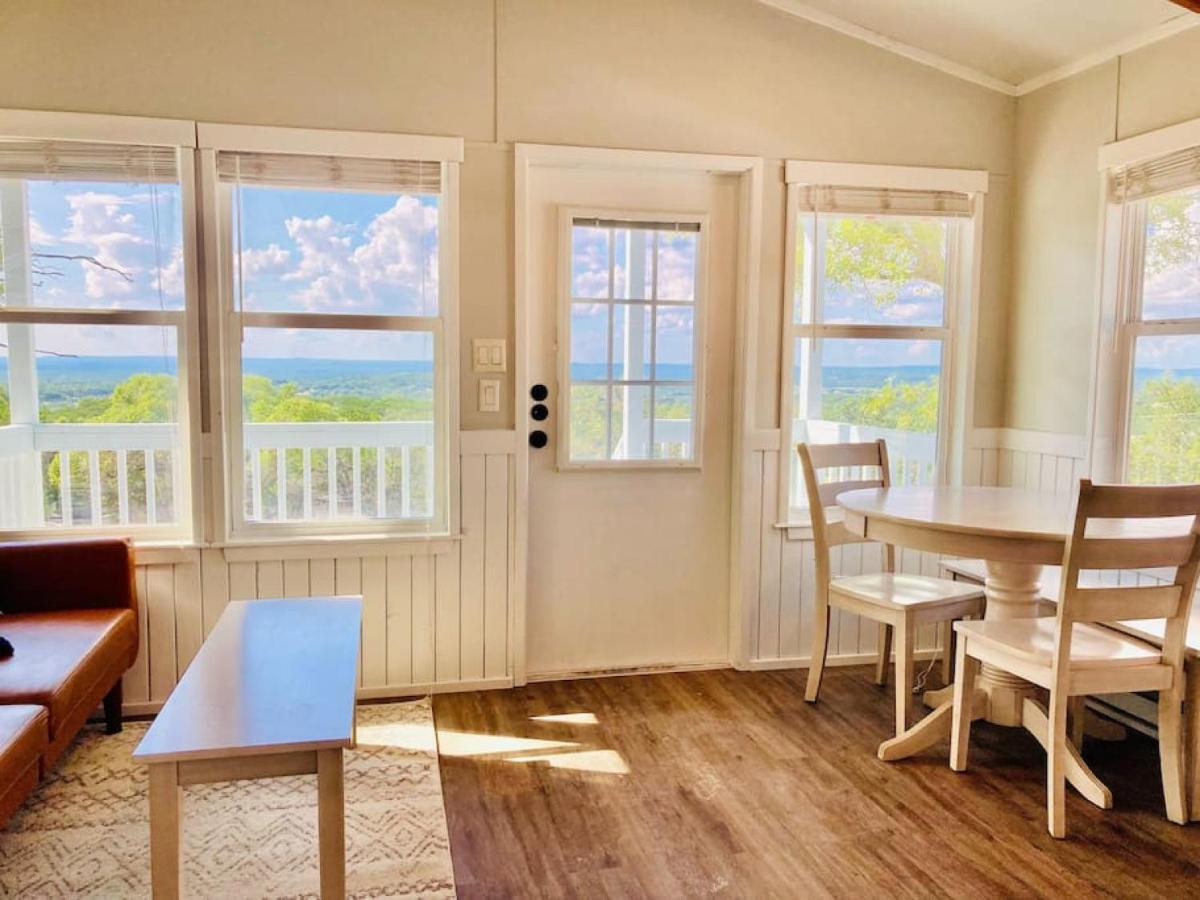 Spring BranchNest - Texas Tiny House With A Big View别墅 外观 照片