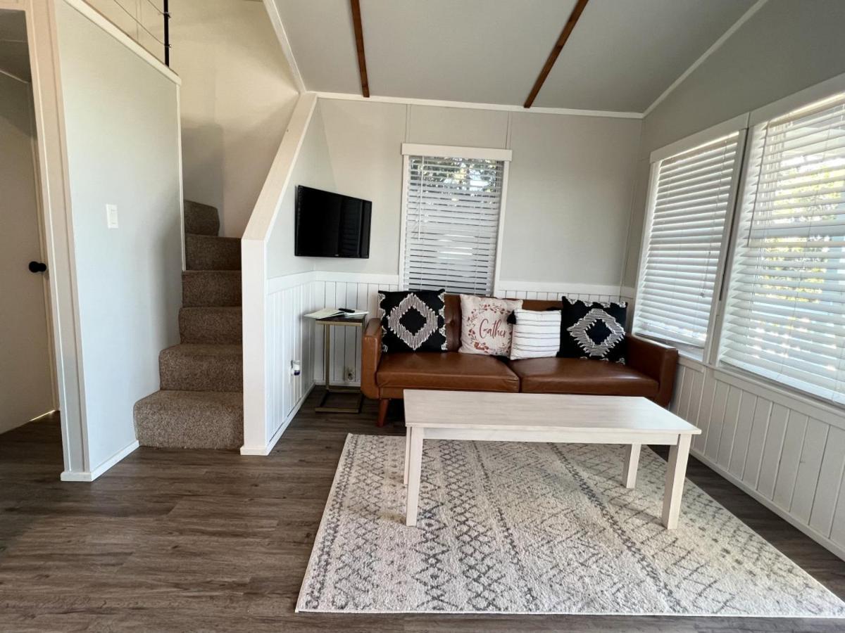 Spring BranchNest - Texas Tiny House With A Big View别墅 外观 照片