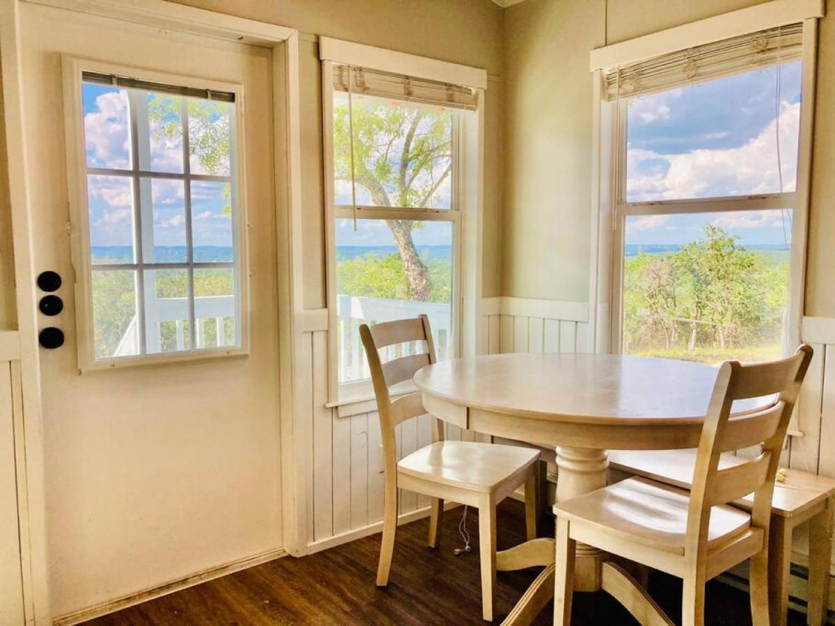 Spring BranchNest - Texas Tiny House With A Big View别墅 外观 照片