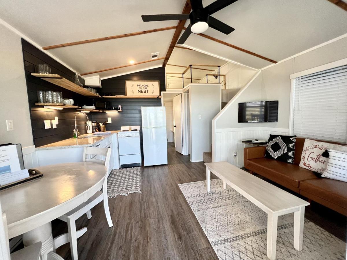 Spring BranchNest - Texas Tiny House With A Big View别墅 外观 照片